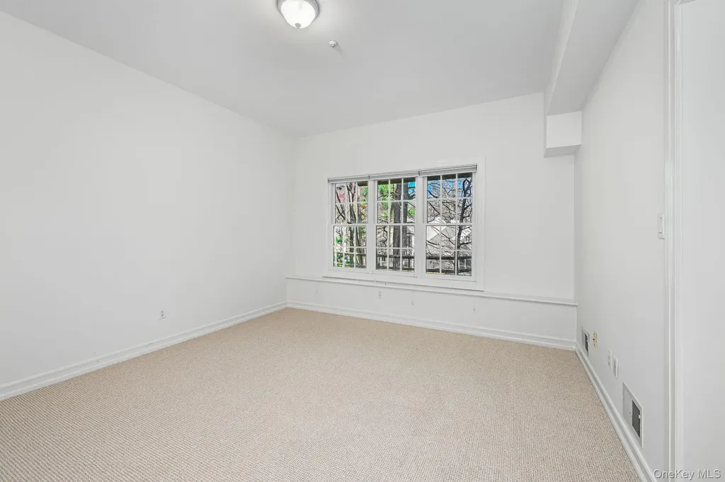 125 Cross River Road Mount Kisco NY 10549