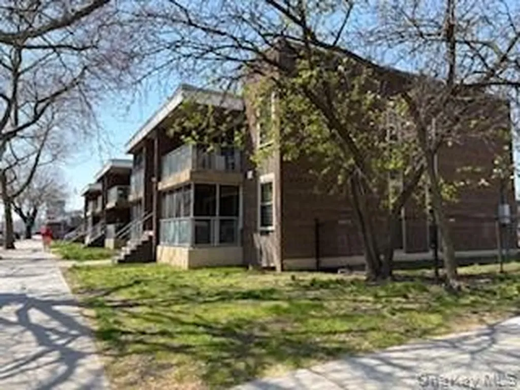 12161 Flatlands Avenue Brooklyn NY 11207