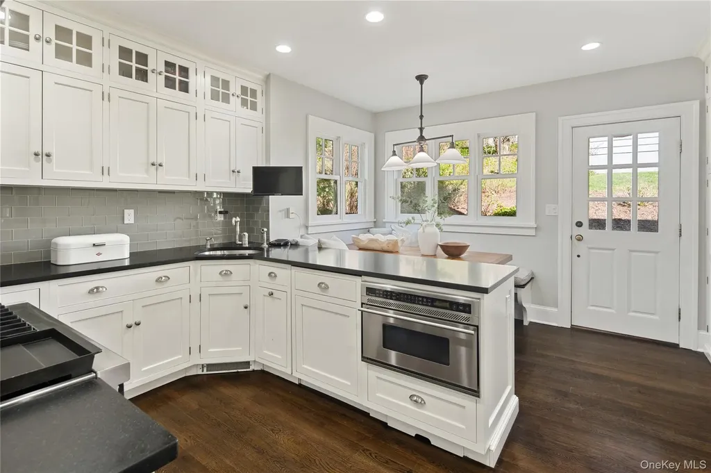 14 Aldridge Road Chappaqua NY 10514