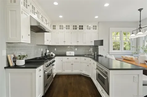 14 Aldridge Road Chappaqua NY 10514