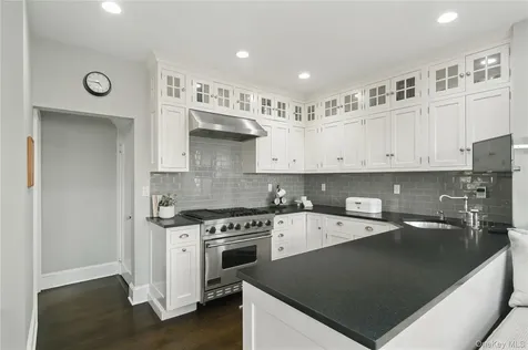 14 Aldridge Road Chappaqua NY 10514