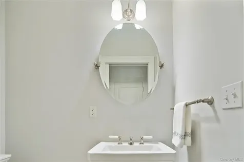 14 Aldridge Road Chappaqua NY 10514