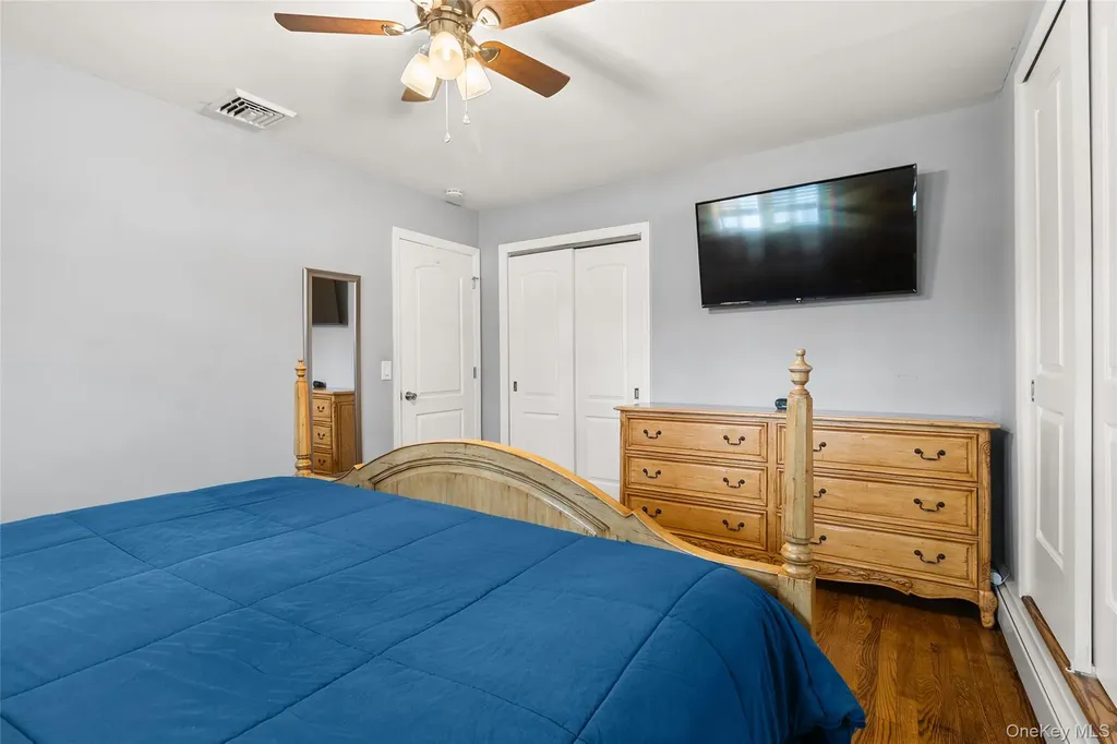1299 Madison Avenue West Islip NY 11795
