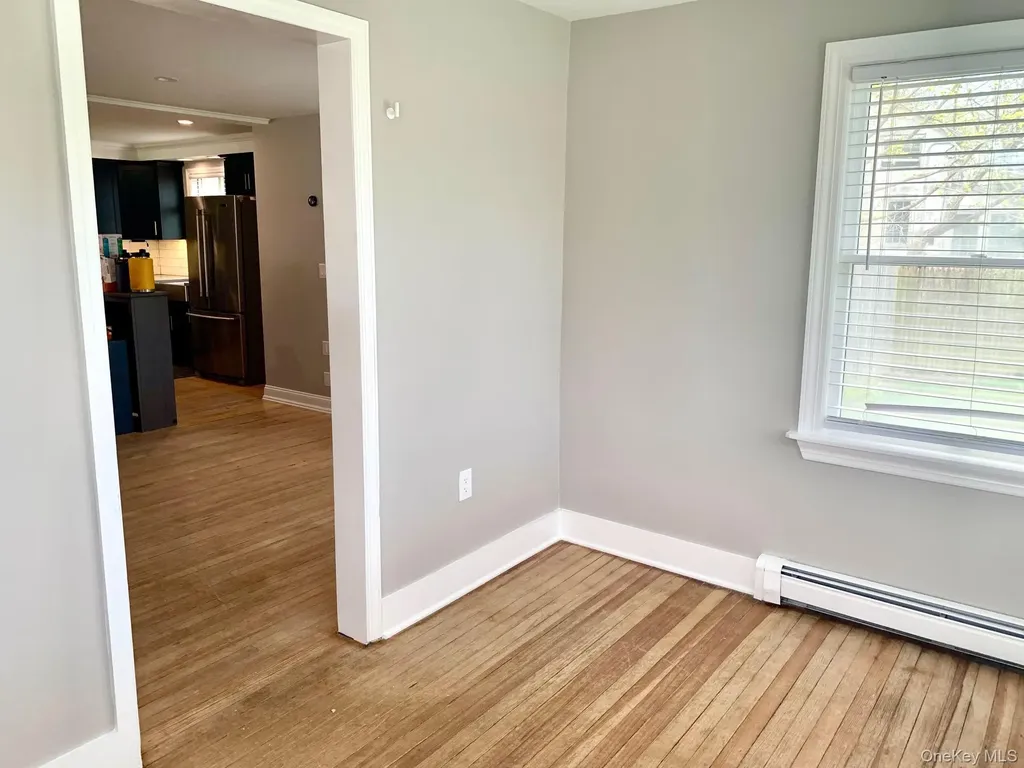 435 Middle Road Riverhead NY 11901