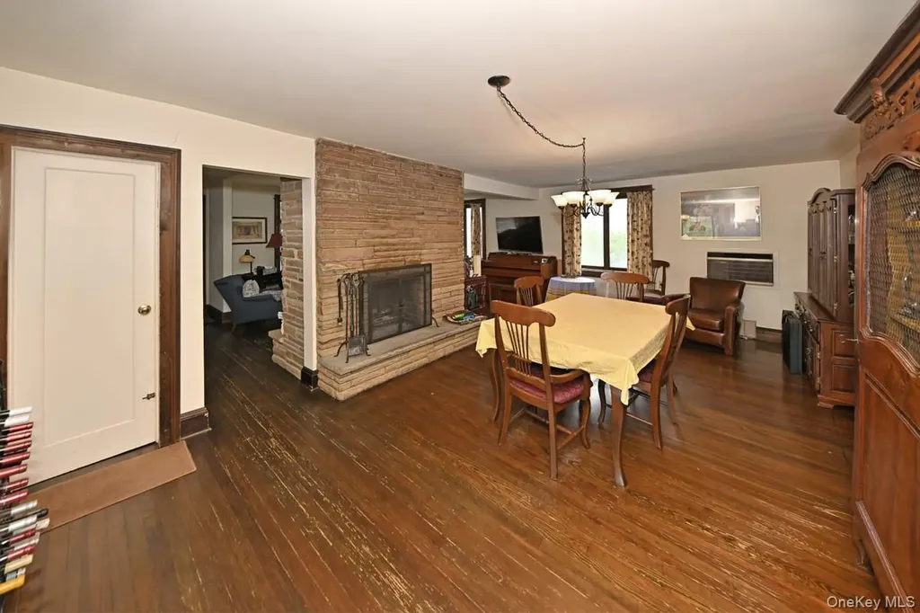 278 Cherry Lane Suffern NY 10901