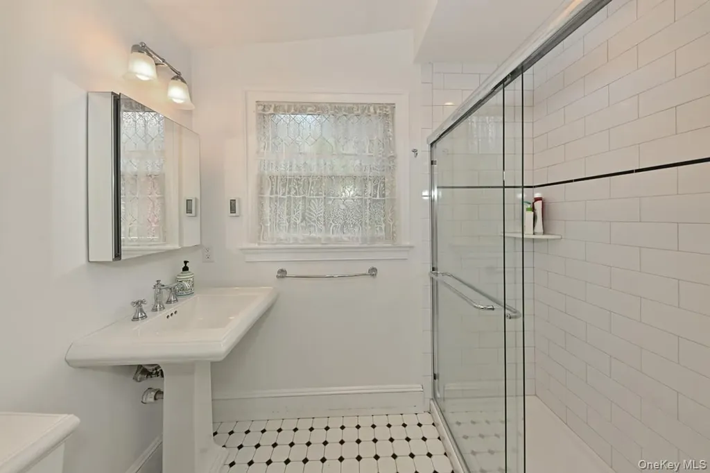 278 Cherry Lane Suffern NY 10901