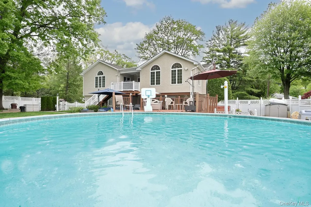 55 Stonewall Lane Congers NY 10920