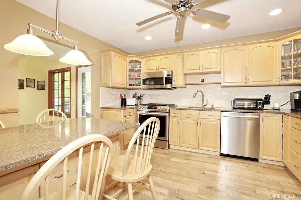 55 Stonewall Lane Congers NY 10920