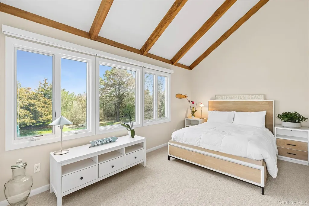 4 Meadow Lane Westhampton Beach NY 11978