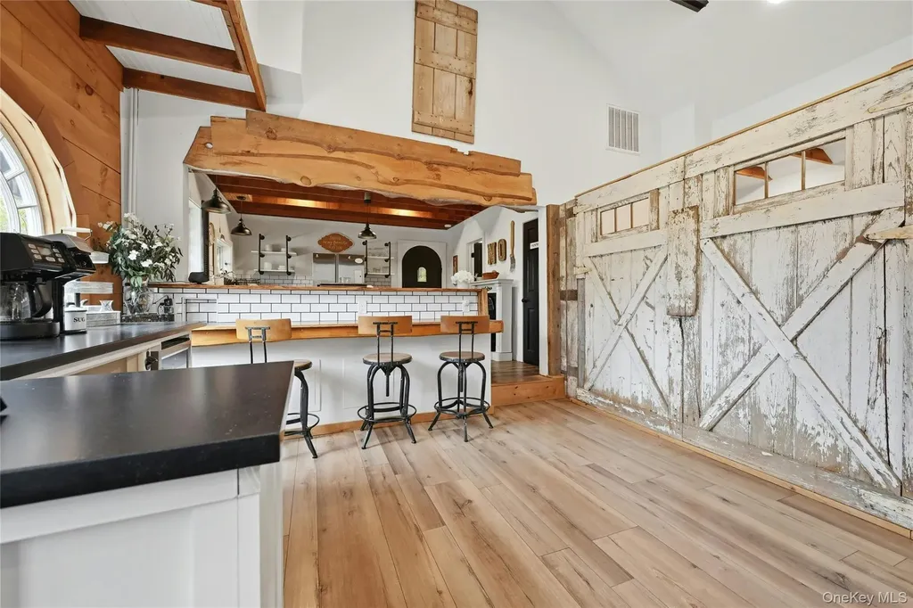 12 Herricks Lane Jamesport NY 11901