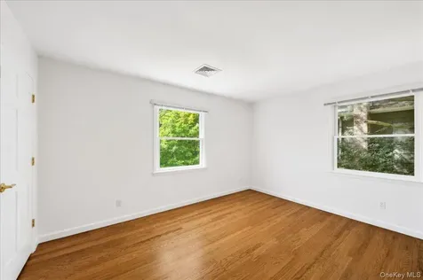983 Palmer Avenue Mamaroneck NY 10543