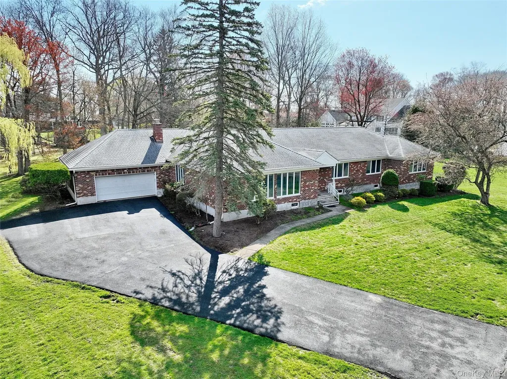 38 Manis Avenue Spring Valley NY 10977