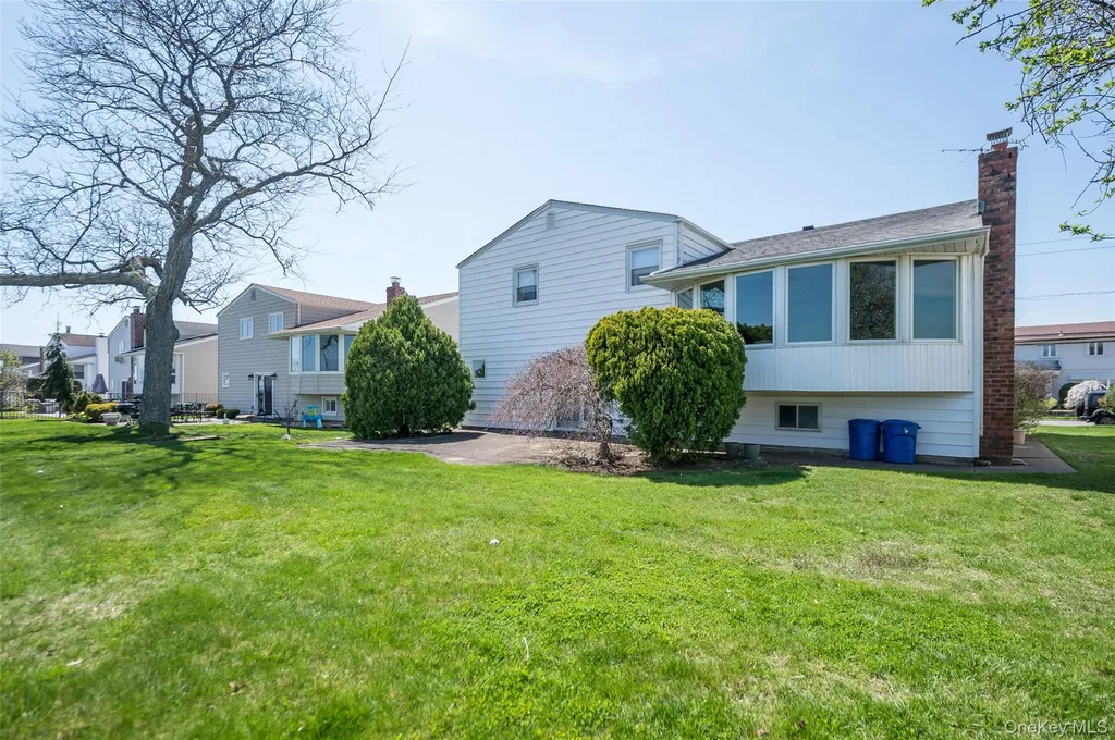 3905 Greentree Drive Oceanside NY 11572
