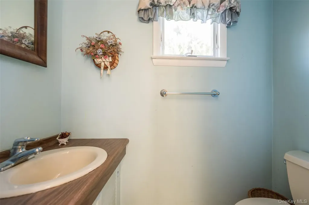 3905 Greentree Drive Oceanside NY 11572
