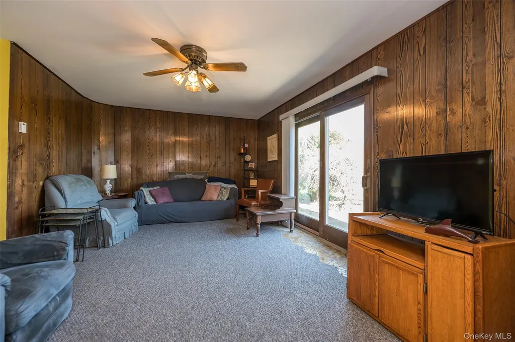 3905 Greentree Drive Oceanside NY 11572