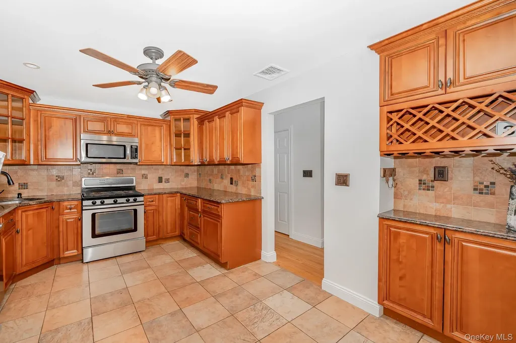 344 Atlantic Avenue Bay Shore NY 11706