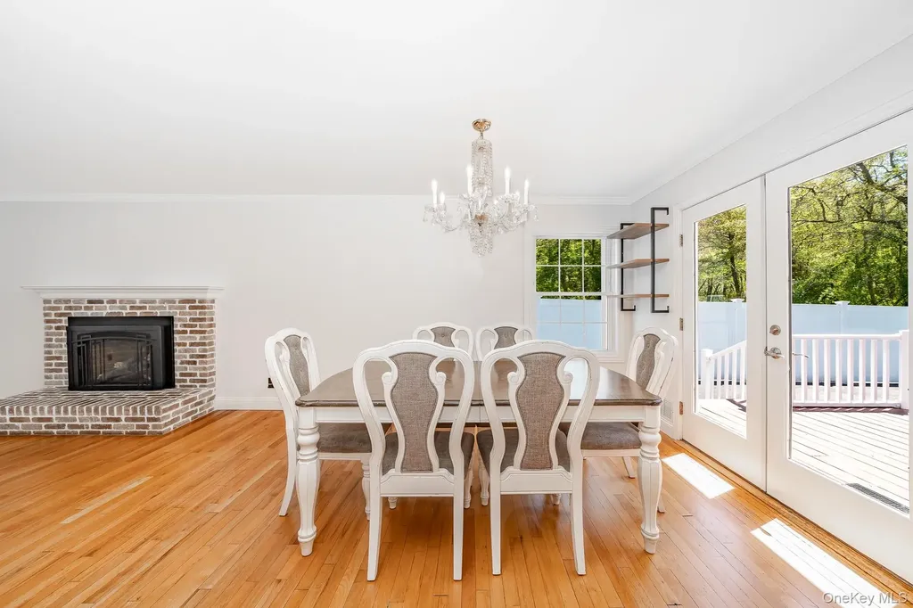 344 Atlantic Avenue Bay Shore NY 11706