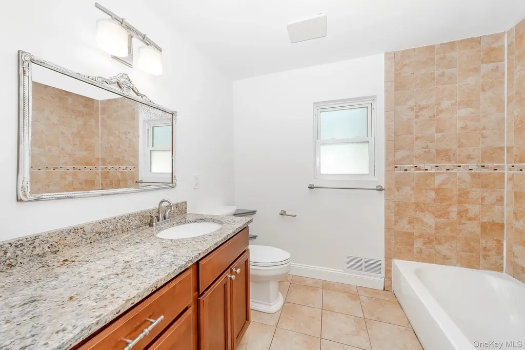 344 Atlantic Avenue Bay Shore NY 11706