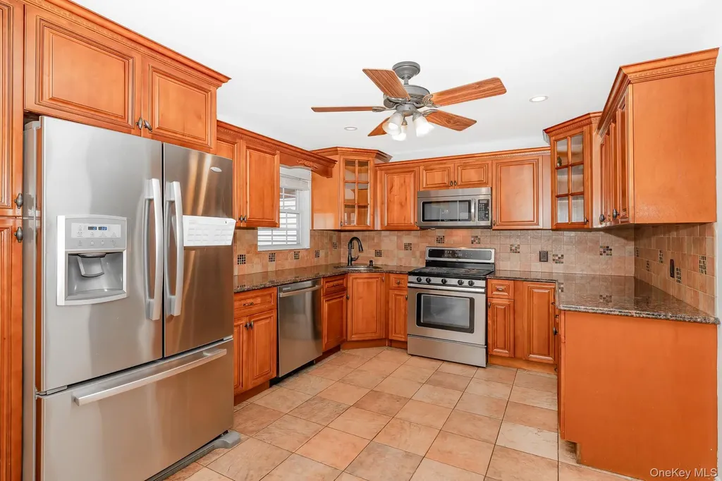 344 Atlantic Avenue Bay Shore NY 11706