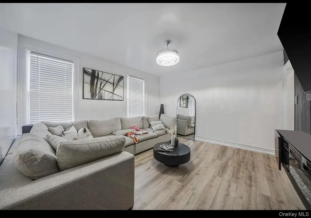 3205 Lafayette Avenue Bronx NY 10465