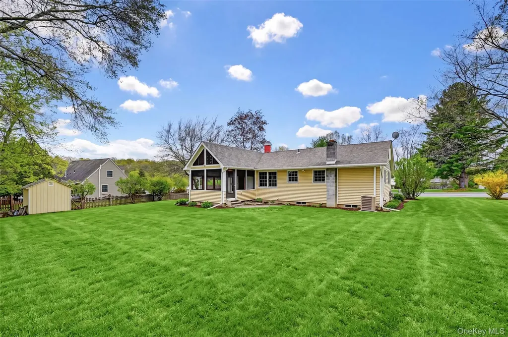 11 Hidden View Drive Walden NY 12586