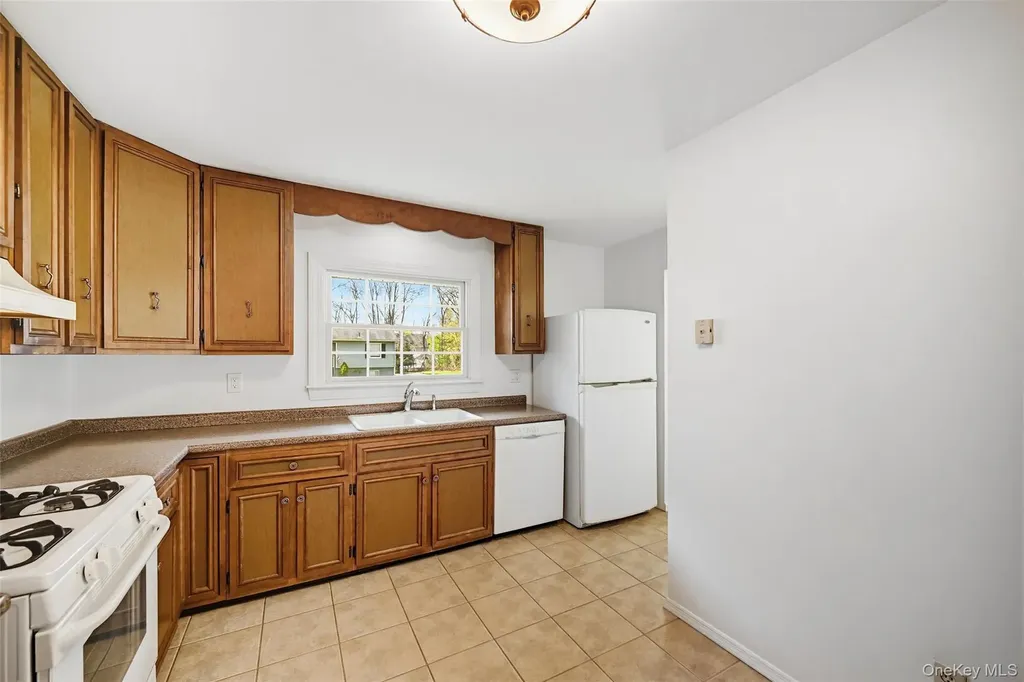 11 Hidden View Drive Walden NY 12586