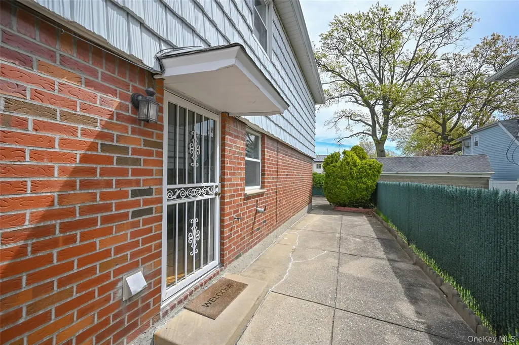 16-37 157th Street Whitestone NY 11357