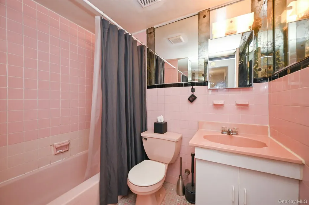 16-37 157th Street Whitestone NY 11357