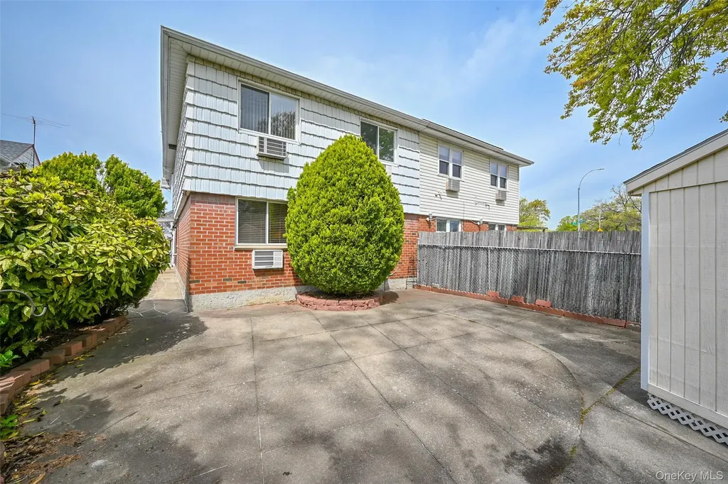 16-37 157th Street Whitestone NY 11357