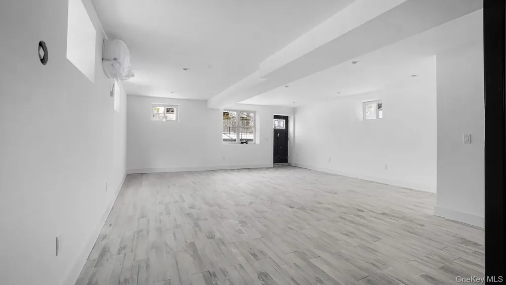 340 E 234th Street Bronx NY 10470