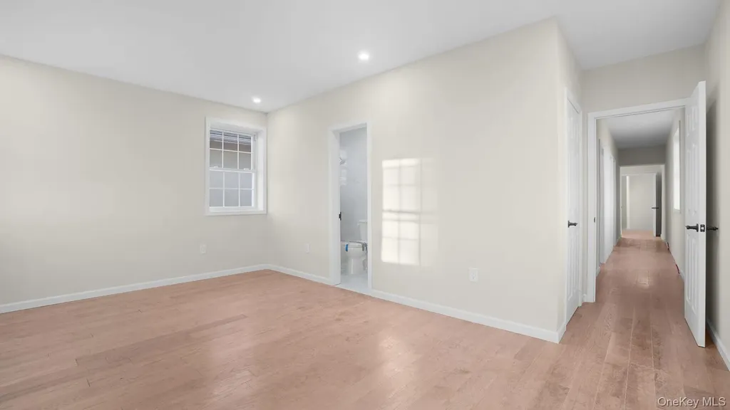 4518 Richardson Avenue Bronx NY 10470