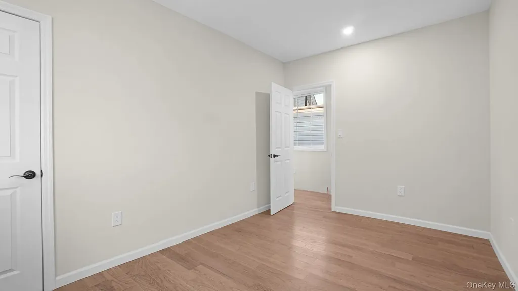 4518 Richardson Avenue Bronx NY 10470
