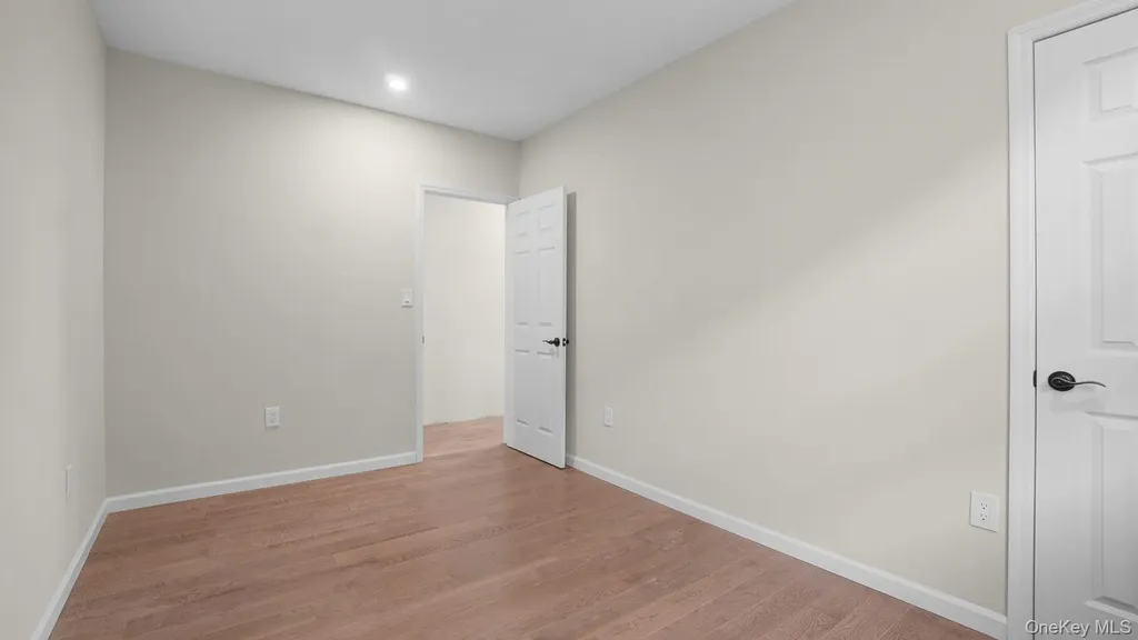 4518 Richardson Avenue Bronx NY 10470