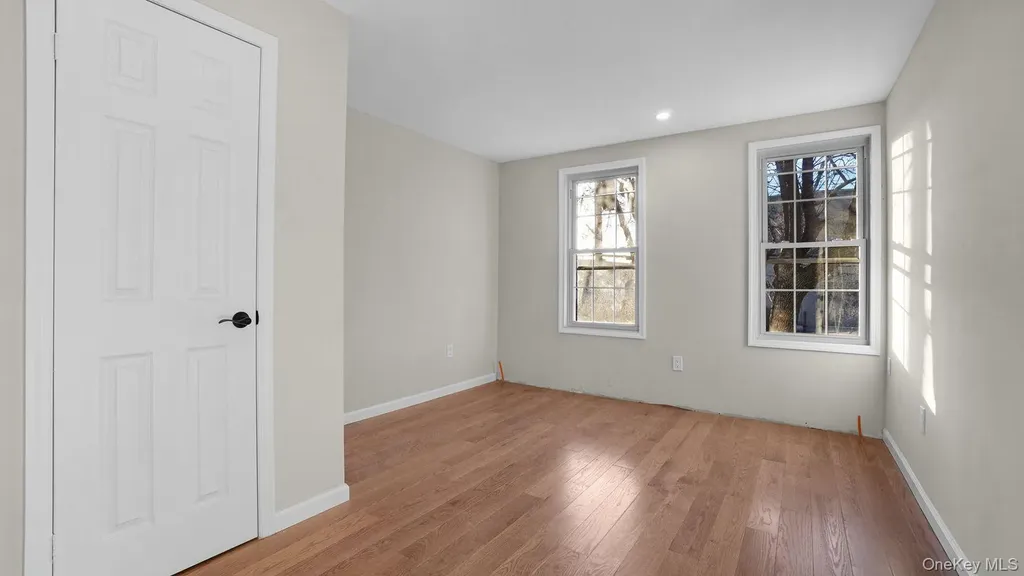 4518 Richardson Avenue Bronx NY 10470
