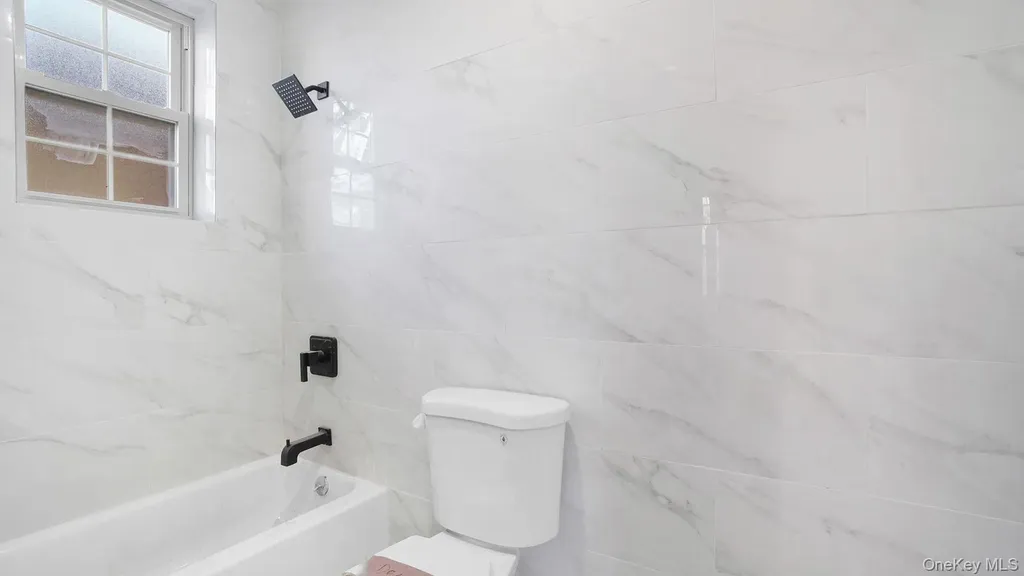 4518 Richardson Avenue Bronx NY 10470