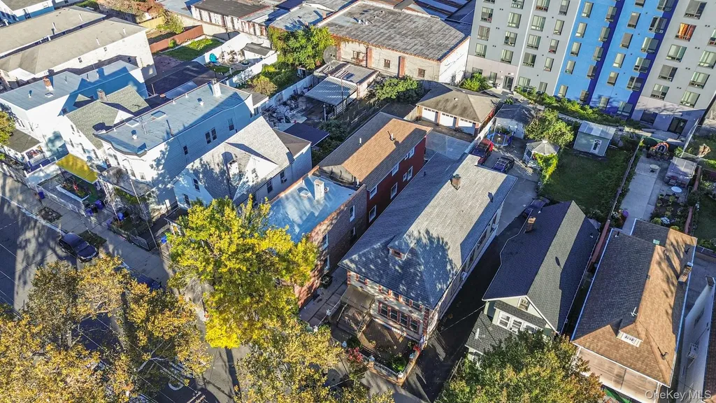 4518 Richardson Avenue Bronx NY 10470