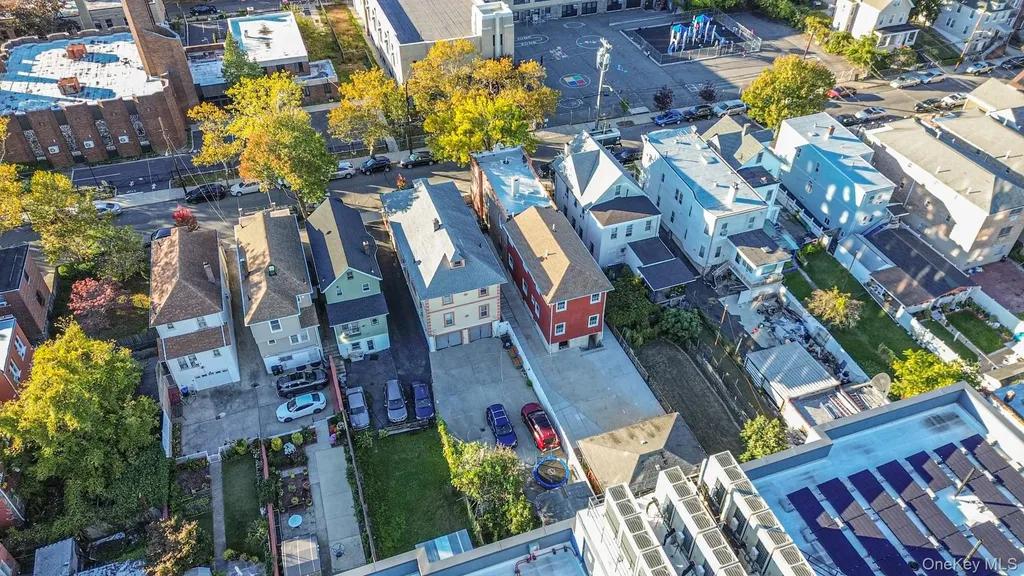 4518 Richardson Avenue Bronx NY 10470