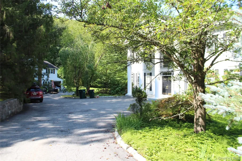 59 Orchard Hill Road Katonah NY 10536