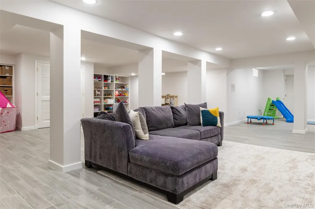 12 Hampton Road Purchase NY 10577