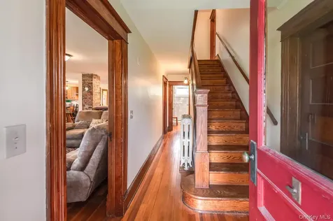949 Freedom Road Pleasant Valley NY 12569