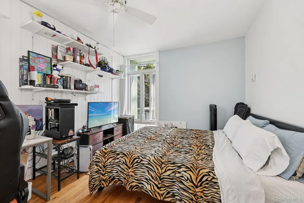 44 Old Country Road New Rochelle NY 10804