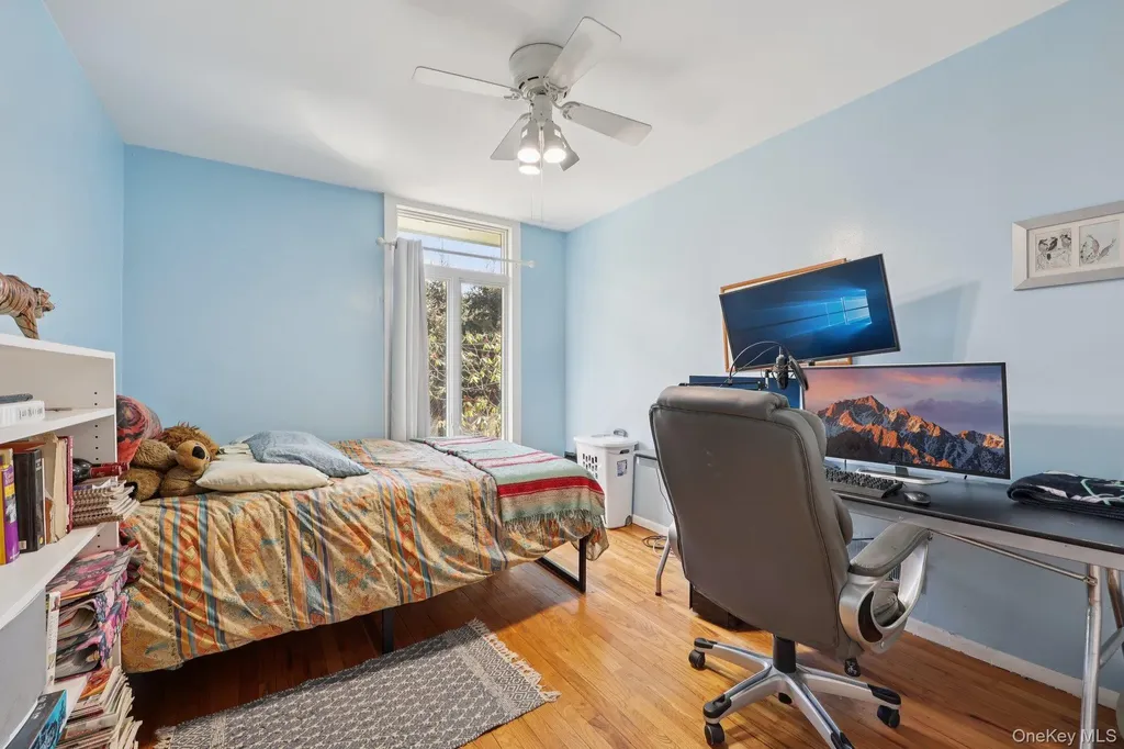 44 Old Country Road New Rochelle NY 10804