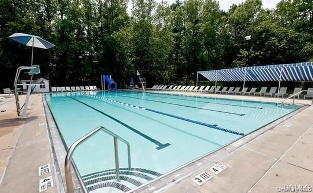 44 Old Country Road New Rochelle NY 10804