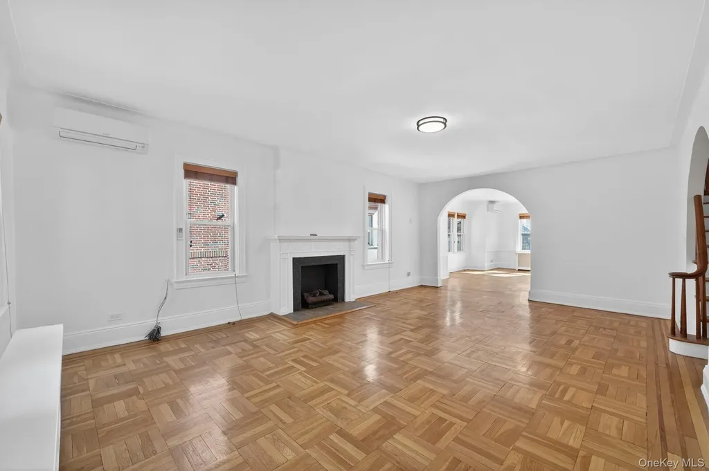 3335 85th Street Jackson Heights NY 11372