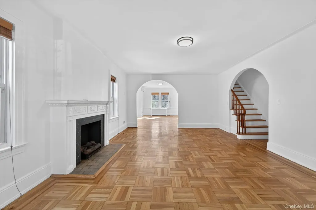 3335 85th Street Jackson Heights NY 11372