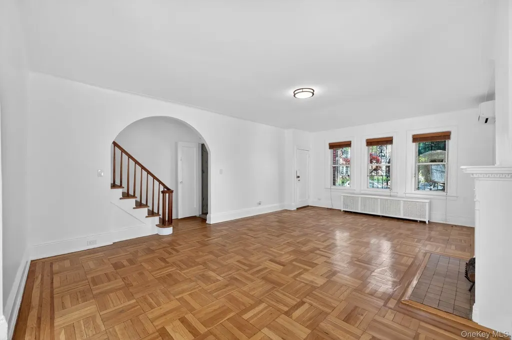 3335 85th Street Jackson Heights NY 11372