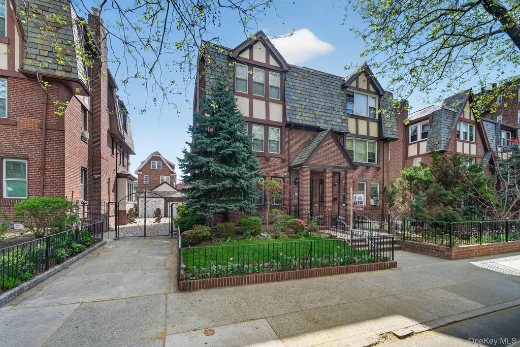 3335 85th Street Jackson Heights NY 11372