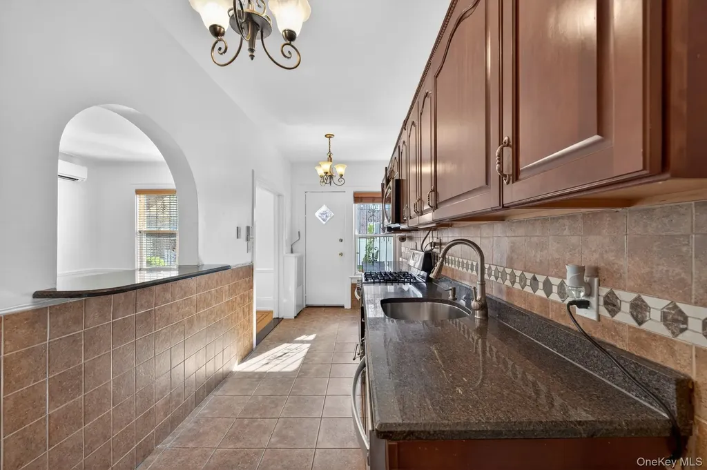 3335 85th Street Jackson Heights NY 11372