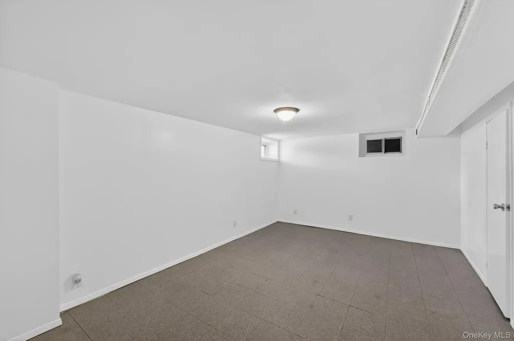 3335 85th Street Jackson Heights NY 11372