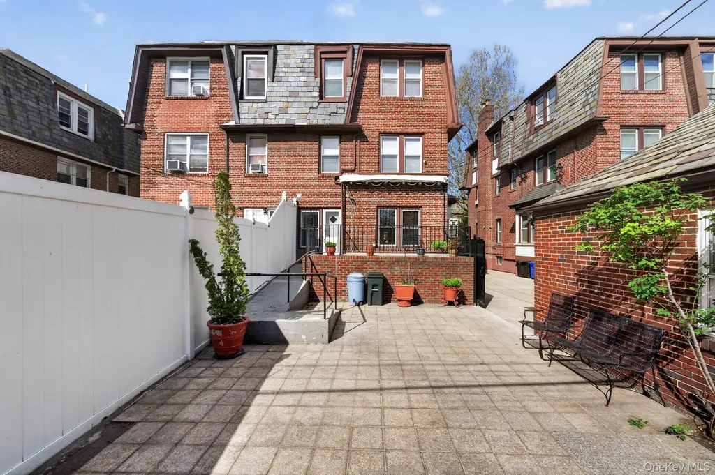3335 85th Street Jackson Heights NY 11372